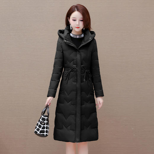 QYMXQD-6D2320-L 简约长款加厚保暖羽绒服2023年冬款长袖连帽系带收腰女装鸭绒外套 商品图2