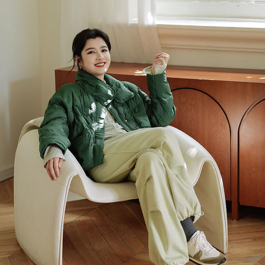 绽放771朵/安心羽绒服白鹅绒压花胶印工艺爱心几何纹理立领鹅绒服 商品图2