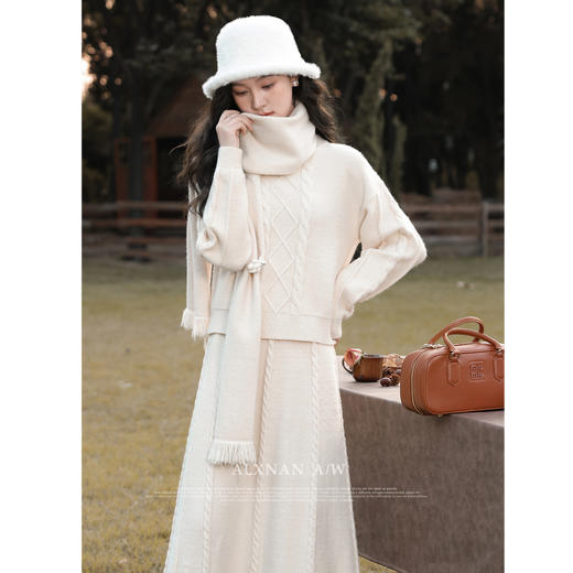 鹿向南《浮云松露》米杏色半身裙 不含上衣L330202BQ 商品图2