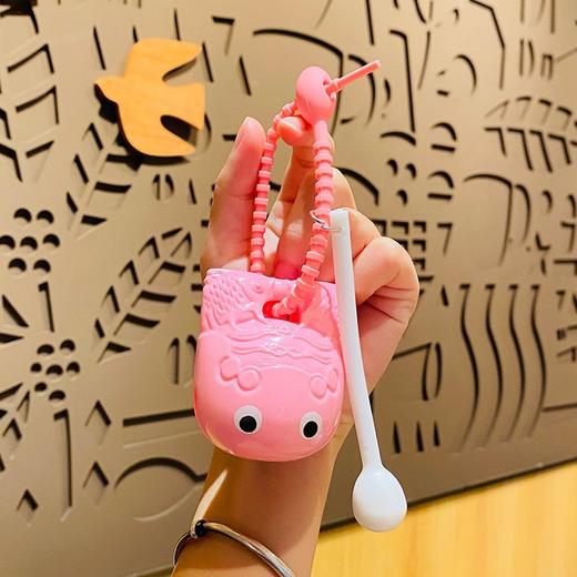 双12抢先购！【姿态呆萌！触动你的萌生活】网红解压功德敲小木鱼钥匙扣，情绪稳定摆件玩具包包挂件小礼品，可爱造型 精工细作，木鱼一敲 烦恼全消-QQ 商品图8