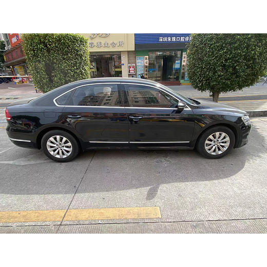 大众 帕萨特 1.8TSI DSG 尊荣版【长租-深圳】 商品图3