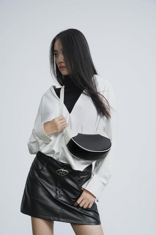 撞色半月包 商品图1