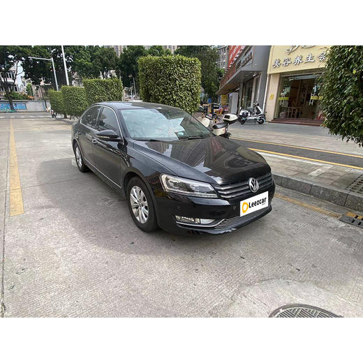 大众 帕萨特 1.8TSI DSG 尊荣版【长租-深圳】 商品图2