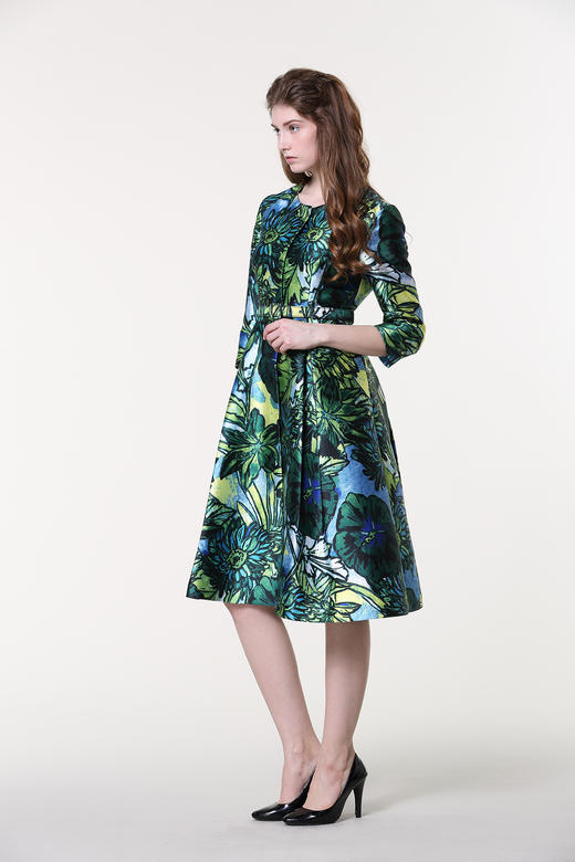 【伯妮斯茵】161D238--绿色风衣--长着向日葵的蔬菜园--《生命之美-梵高的花园》 商品图5