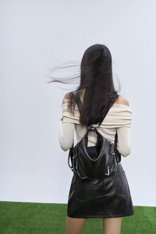 小号三角双肩包 商品图6