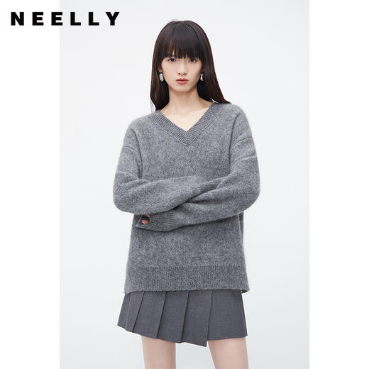 NEELLY纳俪商场同款灰色V领套头毛衣女高级感慵懒洋气百搭针织衫N23121A01208 商品图2