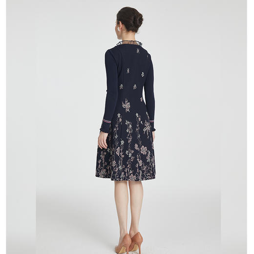 司歌印花圆领连衣裙毛织长袖冬裙R881129 商品图3