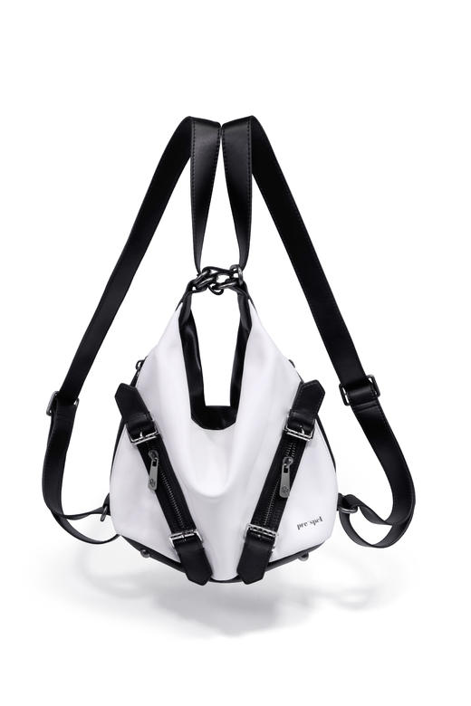 小号三角双肩包 商品图0