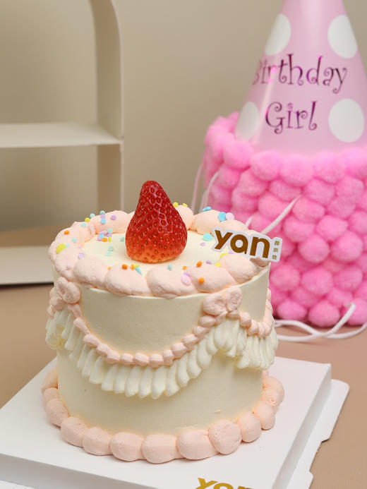 4寸复古草莓 （双层草莓夹心） 商品图0