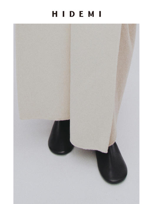 HIDEMI 小羊皮圆头松紧一脚蹬平底鞋 黑色/乳白色 商品图4