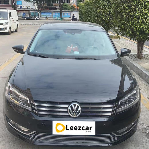 大众 帕萨特 1.8TSI DSG 尊荣版【长租-深圳】 商品图1