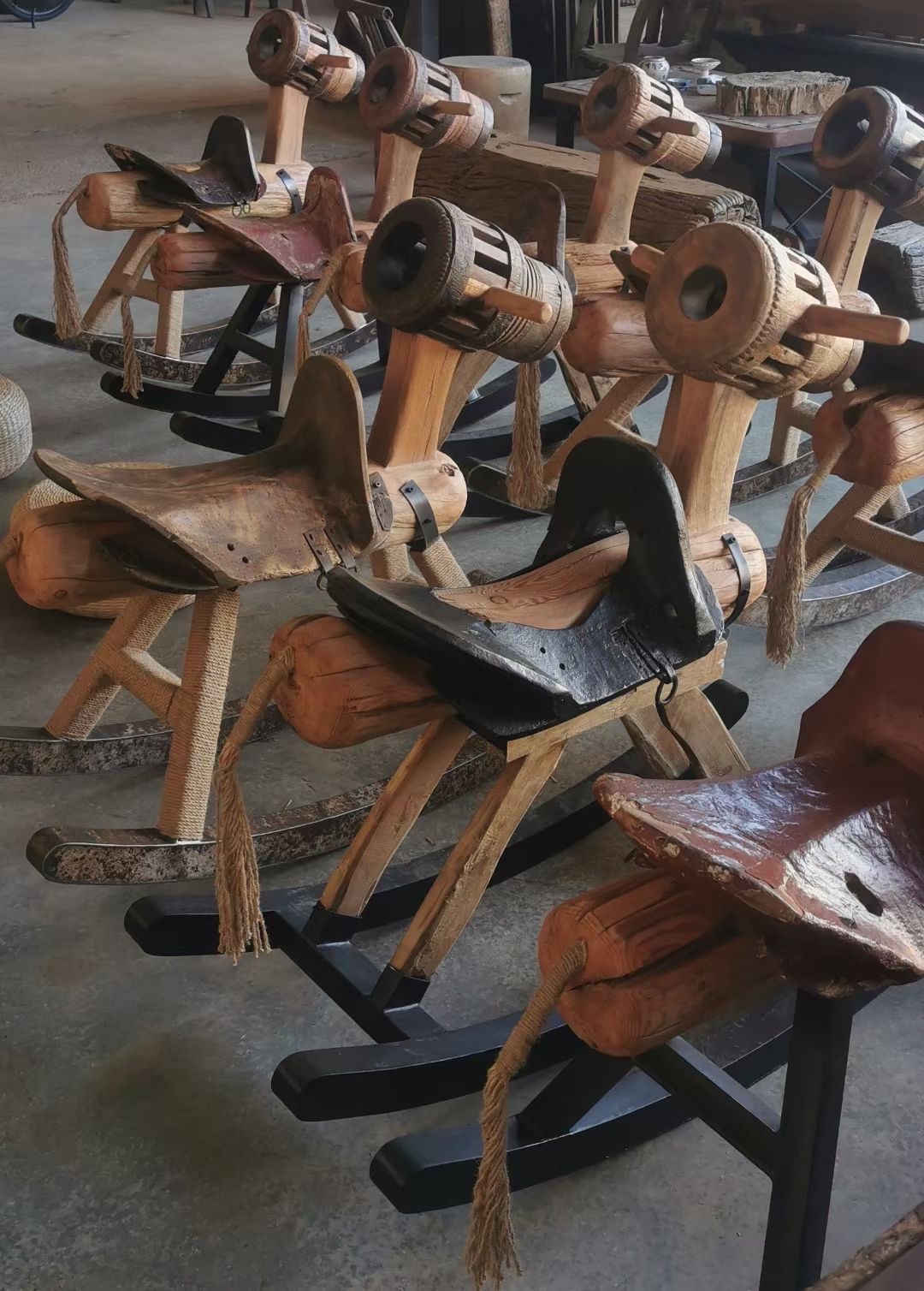 限量 大木马 原始民族马鞍及车轮轴制作