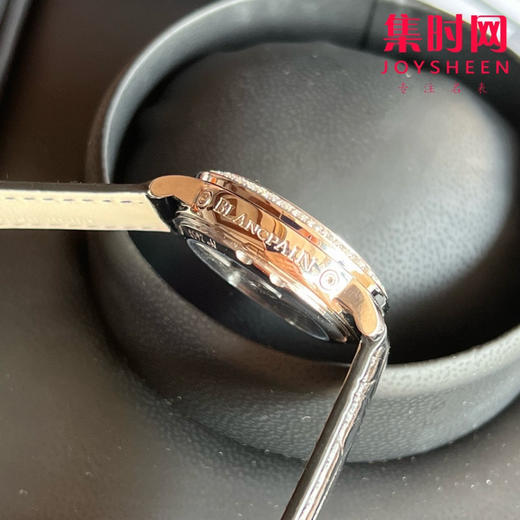 宝铂月亮美人天然贝母盘女表，女装3663全历月相腕表35mm 商品图6