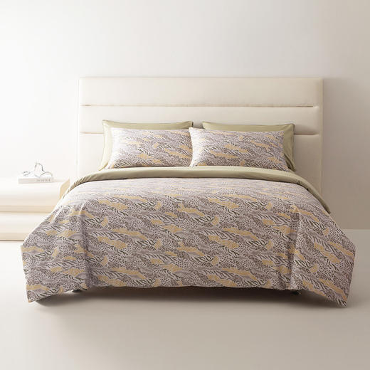 KGD-015 动物世界贡缎印花四件套 商品图1