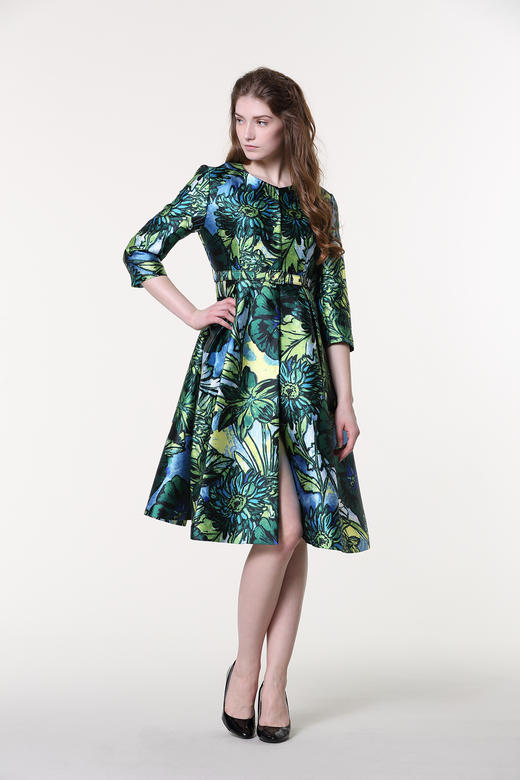 【伯妮斯茵】161D238--绿色风衣--长着向日葵的蔬菜园--《生命之美-梵高的花园》 商品图3