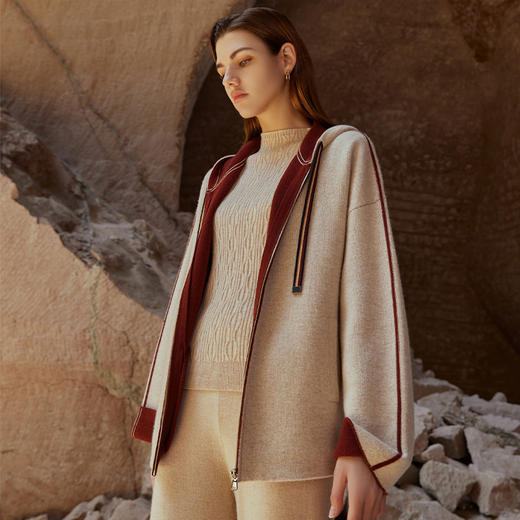 【高织撞色连帽外套】羊绒世家秋冬新品女士纯羊绒女士针织保暖外套 商品图1