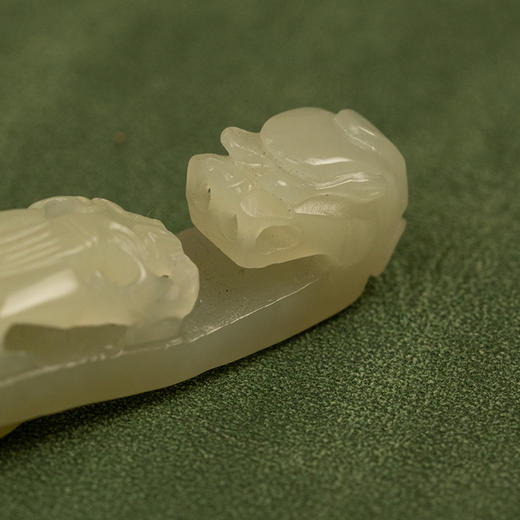 清 龙纹玉带钩 商品图2