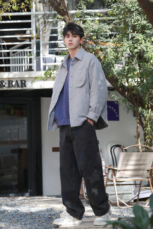 W342674376破洞复古阔版羽绒服 商品图2