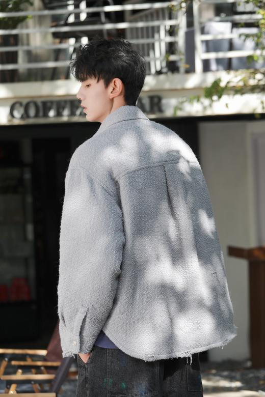 W342674376破洞复古阔版羽绒服 商品图4