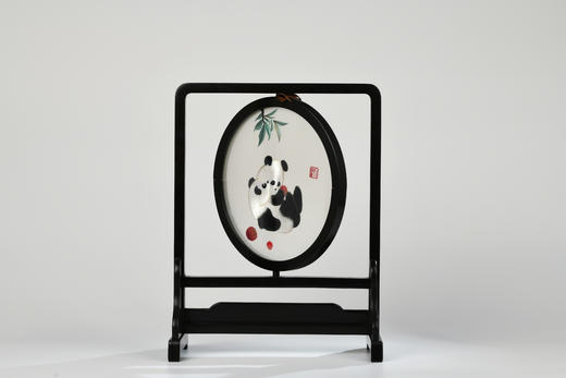 蜀绣双面绣-滚滚红荔双熊猫（精品绣） 商品图2