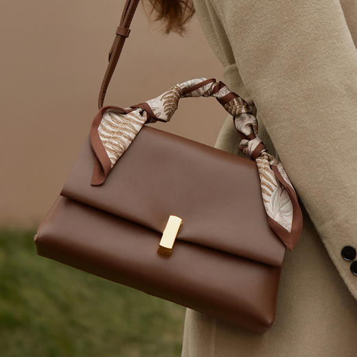 西木汀 重新长大 手提包女妈妈款质感单肩斜跨通勤包包 商品图1