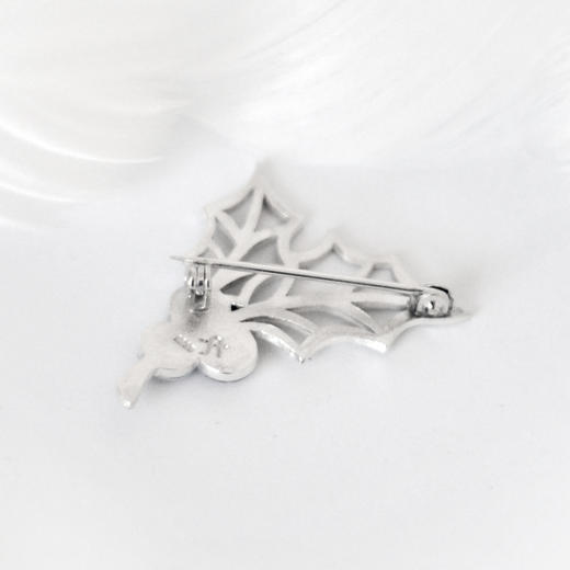冬青浆果 / 925银珐琅胸针【定制：7-15天】 ○ 箭儒工房 商品图3