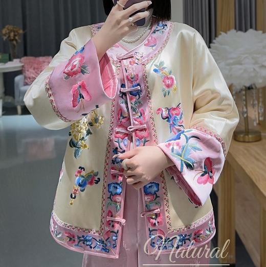 SY 2390国风时尚蝶恋花重磅醋酸刺绣拼色夹棉小袄 商品图2