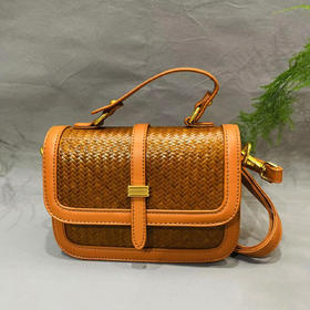 长方形竹编单肩包