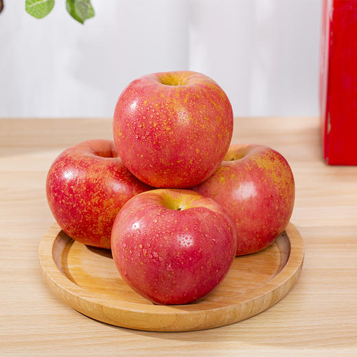 预售【功夫苹果】等了六年才能吃到的苹果！果香四溢，爆甜爽脆！对标日本青森苹果种植！品味高端美味水果，生活就要与众不同！丁苹果 商品图12