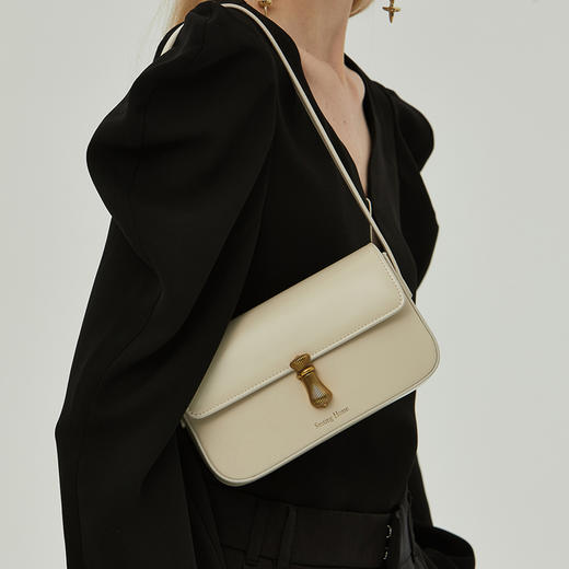 西木汀 第一眼 牛皮小包包女小众单肩腋下包百搭质感斜挎包 商品图0