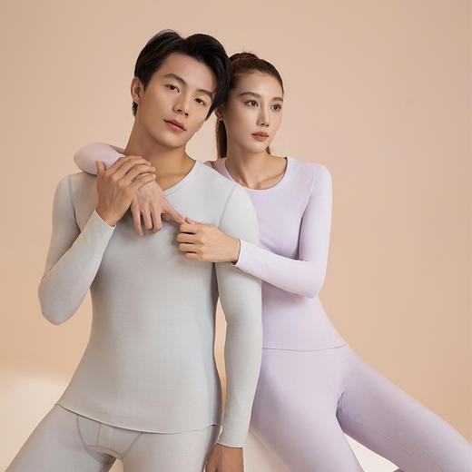 “云感绒”黑金保暖内衣情侣套装 商品图5