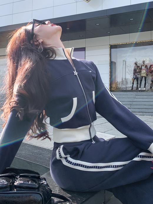 BeQueenStory【魅力出街】320g加绒烫钻撞色收腰直筒裤休闲显瘦套装 商品图9