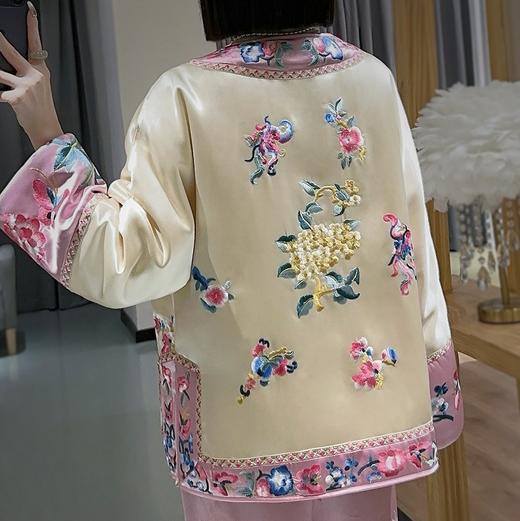 SY 2390国风时尚蝶恋花重磅醋酸刺绣拼色夹棉小袄 商品图3