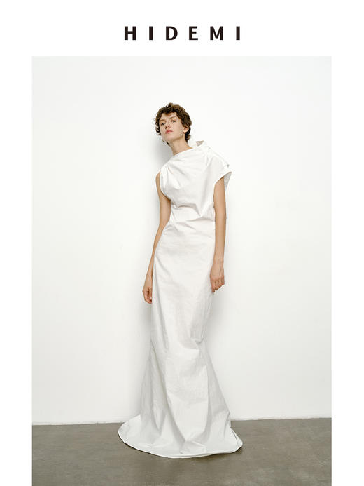 HIDEMI 立体裁剪斜肩式礼服连衣裙 黑色/白色 商品图1