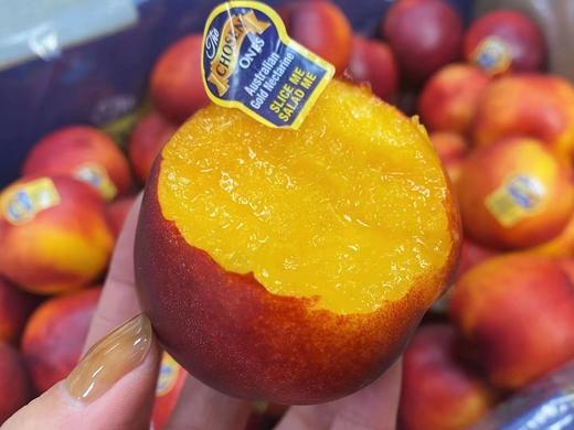 🇦🇺澳洲黄肉油桃🍑。香甜爽口 😋水分足。吃一口 一种新鲜的感觉扑面而来 ！清甜 浓浓桃味儿，吃完满嘴的桃香💯。因为是黄肉，更美味！ 商品图2