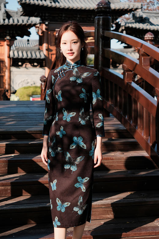 逸红颜明月优选#『梦瑶』珍珠扣磨毛针织旗袍， 冬季旗袍也能穿的很出尘！ 商品图6