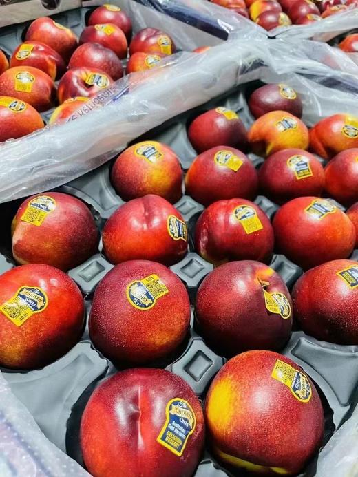 🇦🇺澳洲黄肉油桃🍑。香甜爽口 😋水分足。吃一口 一种新鲜的感觉扑面而来 ！清甜 浓浓桃味儿，吃完满嘴的桃香💯。因为是黄肉，更美味！ 商品图5