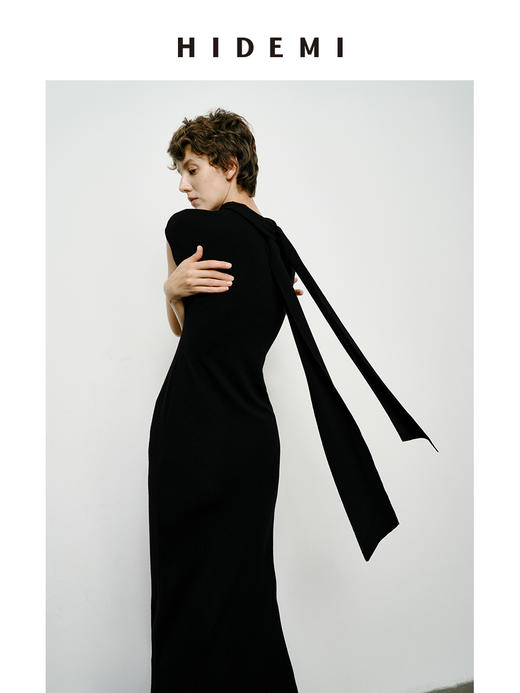 HIDEMI 澳洲美利奴羊毛弹力显瘦收身设计感围巾系带式连衣裙长裙 商品图6