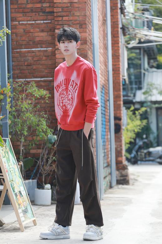 W342164200美式复古圆领卫衣 商品图5