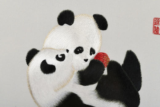 蜀绣双面绣-滚滚红荔双熊猫 商品图3