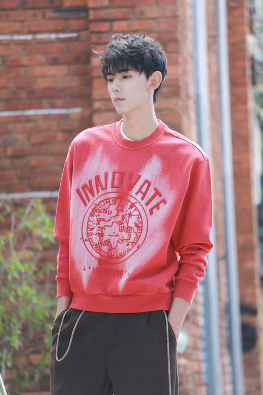 W342164200美式复古圆领卫衣 商品图3