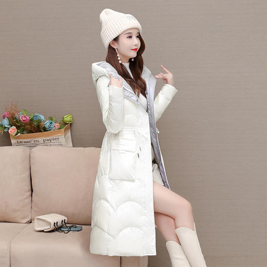 QYMAH-21A1083-L 2023年冬款长款修身时尚保暖羽绒服长袖连帽防寒洋气白鸭绒外套 商品图2