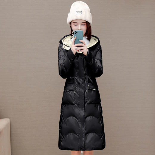 QYMAH-21A1083-L 2023年冬款长款修身时尚保暖羽绒服长袖连帽防寒洋气白鸭绒外套 商品图1