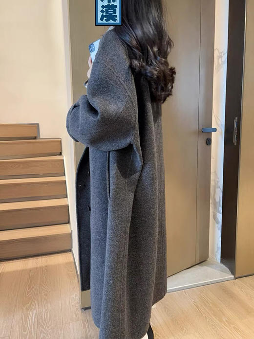 订单高奢战袍大衣 商品图1