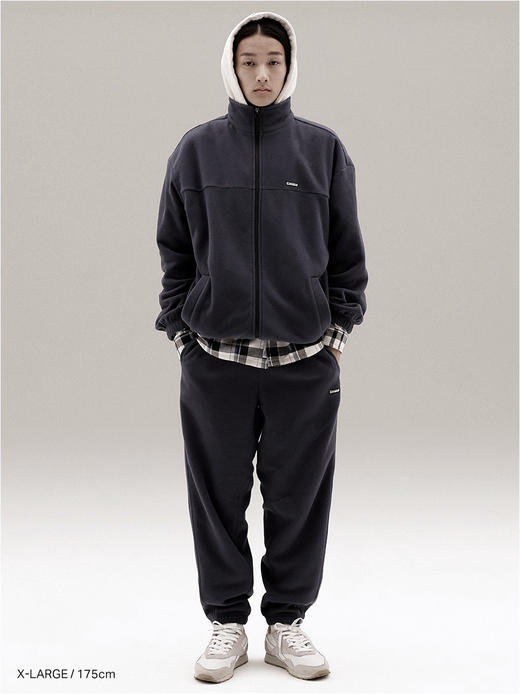 只剩大码勒~C0VERNAT 宽松廓形毛绒拉链摇粒绒外套 WT668 商品图2