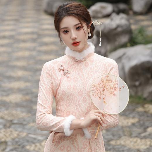 加厚蕾丝气质修身长款立领红色旗袍，珍珠水貂绒披肩MLS-6827 商品图3