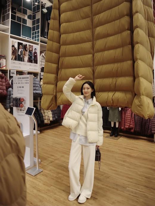 个位数库存断码！【U家同厂无缝系列短款羽绒服】经典百搭5色可选！充绒量足90优质白鸭绒！3D锁绒工艺，解决跑绒钻绒烦恼，锁温力MAX！外层高密度的纤维面料、防风！防水！防污！ 商品图4