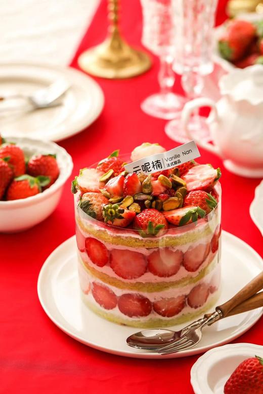 爆浆莓莓蛋糕（提前一天预定） 商品图0