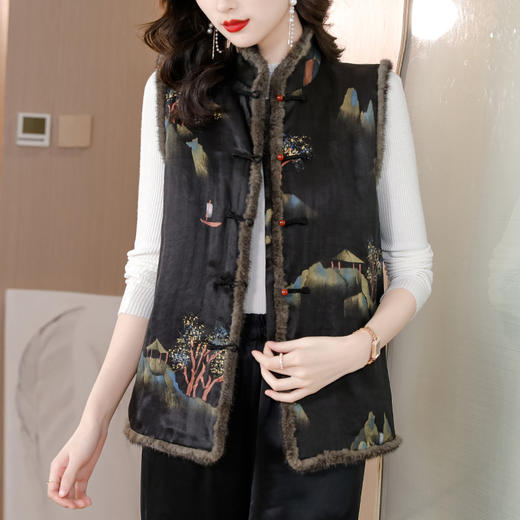 AHMolz1138 新中式复古仿水貂毛马甲女2023秋冬新款国风水墨印花盘扣背心外套 商品图2