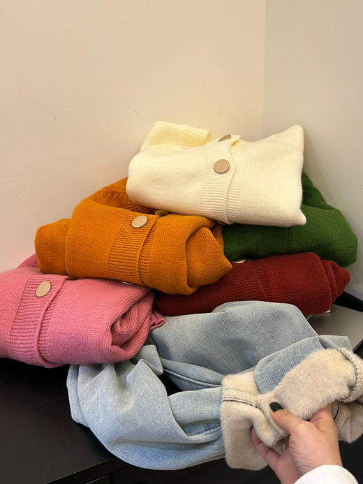 韩国五色金扣开衫 商品图0